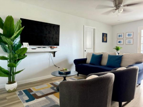 City View Newly Renovated 3 Beds with Free Parking LM909